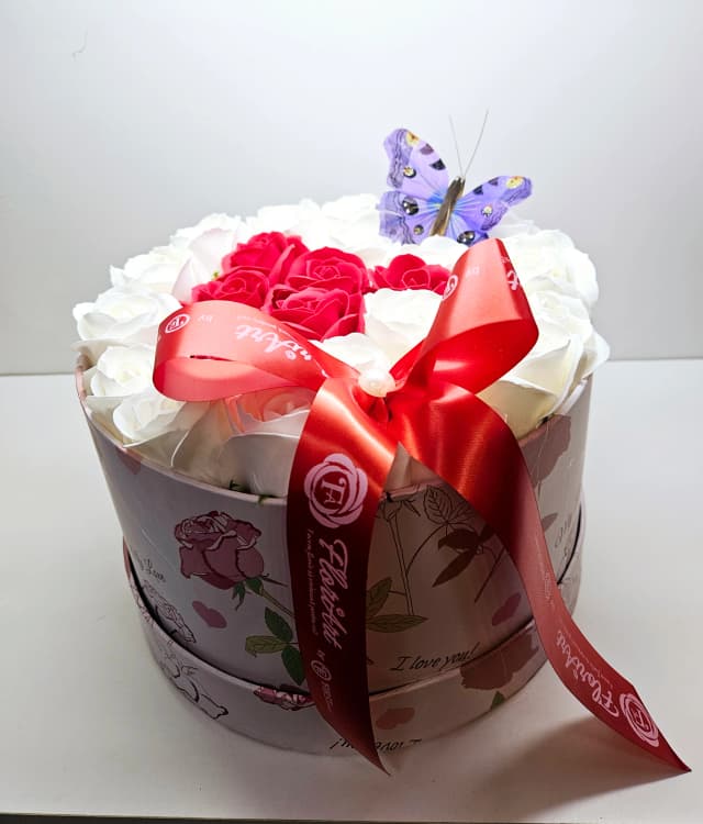 Buchete și aranjamente cu flori de săpun